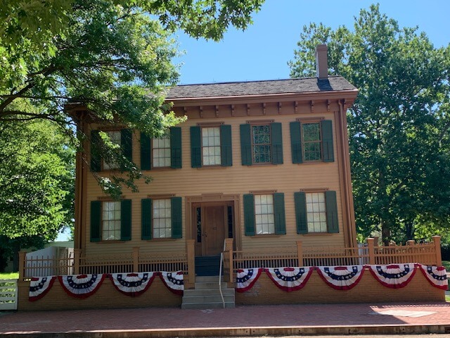 Everything You Need to Know for an Amazing Visit to Abraham Lincoln’s Home in Springfield
